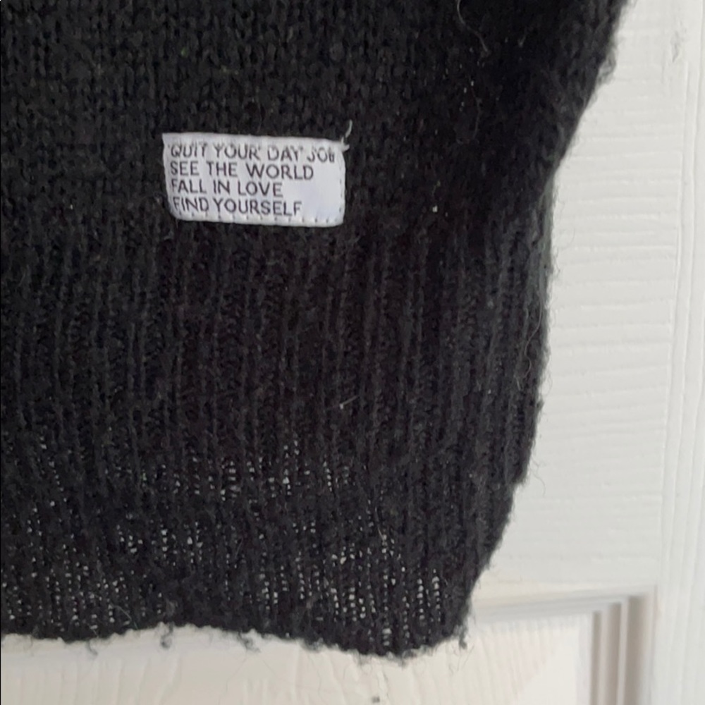 Knit sweater - Picture 4 of 4